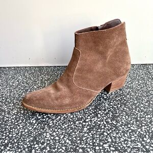 George Esquivel Suede Handmade Jane Ankle Boots Sz 9